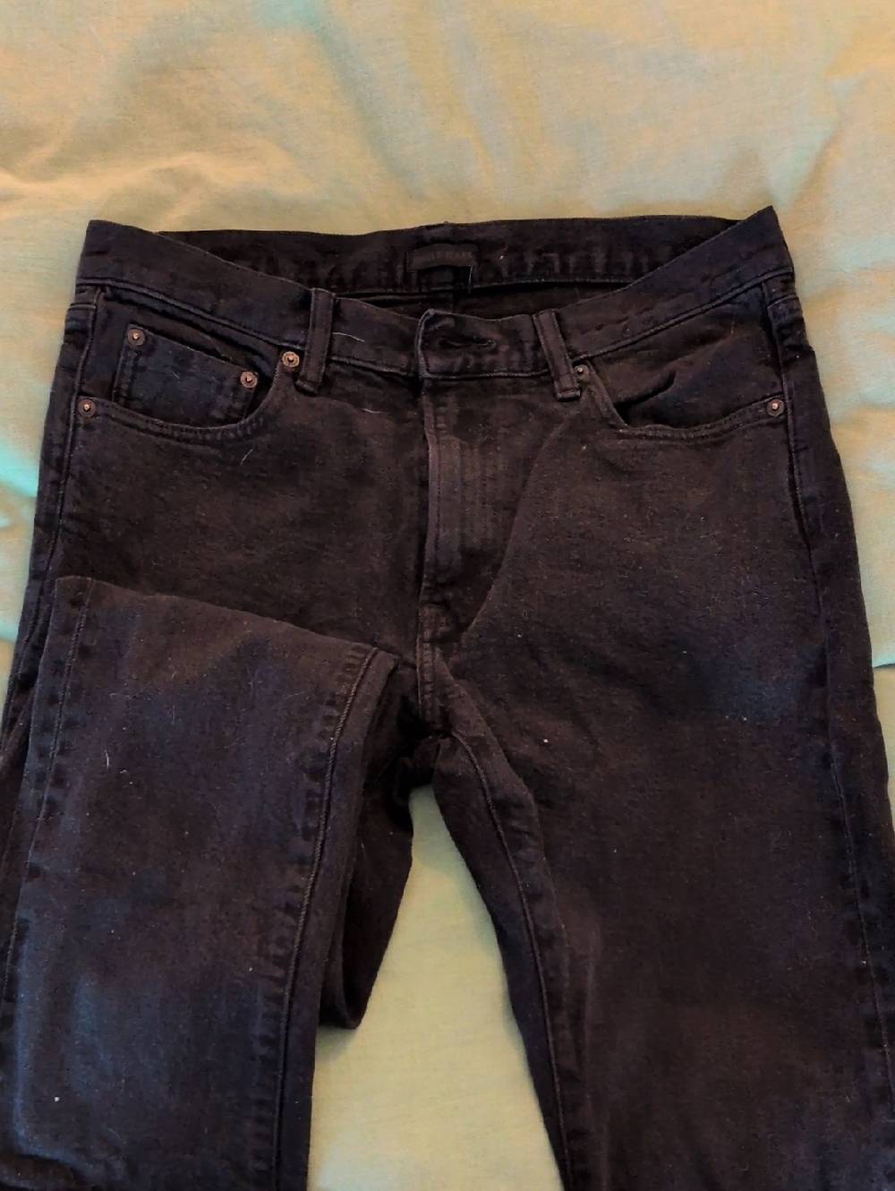 Uniqlo Men's Slim Straight Black Jeans Selvedge